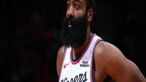 CBA专栏：拿手赛事胜负总分解析及专家推荐